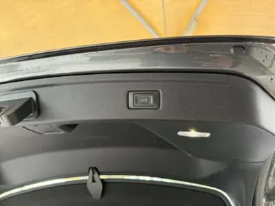 Sell Audi A5 Sportback 2019 - 33500 EUR, 98486 km - AUTO.MOTO.pt