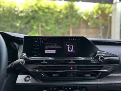 Vendo Citroën C5 X 2023 - 19000 EUR, 97000 km - AUTO.MOTO.pt