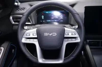 Vendo BYD 2025 - 27750 EUR, 20 km - AUTO.MOTO.pt