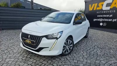 Vendo Peugeot 208 2023 - 14990 EUR, 31000 km - AUTO.MOTO.pt