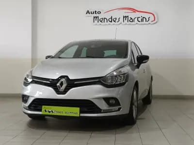 Sell Renault Clio 2017 - 12190 EUR, 82674 km - AUTO.MOTO.pt