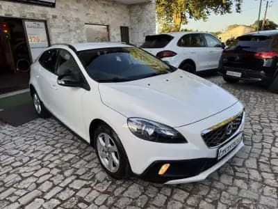 Sell Volvo V40 Cross Country 2014 - 13500 EUR, 149000 km - AUTO.MOTO.pt
