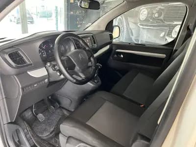 Vendo Citroën Spacetourer 2018 - 21800 EUR, 210620 km - AUTO.MOTO.pt