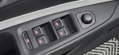 Sell SEAT Leon 2016 - 22990 EUR, 168000 km - AUTO.MOTO.pt