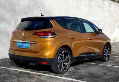 Vendo Renault Scénic 2019 - 16900 EUR, 71000 km - AUTO.MOTO.pt