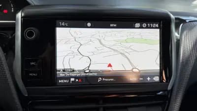 Vendo Peugeot 2008 2018 - 12500 EUR, 103370 km - AUTO.MOTO.pt