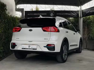 Sell Kia e-Niro 2021 - 33500 EUR, 69000 km - AUTO.MOTO.pt