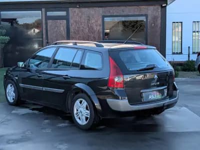 Sell Renault Mégane Break 2004 - 2500 EUR, 293560 km - AUTO.MOTO.pt