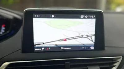 Sell Peugeot 3008 2018 - 15000 EUR, 120000 km - AUTO.MOTO.pt