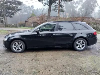 Vendo Audi A4 Avant 2014 - 15250 EUR, 170000 km - AUTO.MOTO.pt