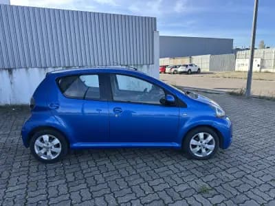 Vendo Toyota Aygo 2013 - 8790 EUR, 144000 km - AUTO.MOTO.pt