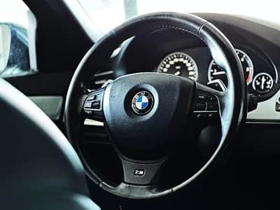 Sell BMW 520 2013 - 19900 EUR, 216000 km - AUTO.MOTO.pt