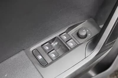 Vendo SEAT Arona 2021 - 15900 EUR, 61331 km - AUTO.MOTO.pt