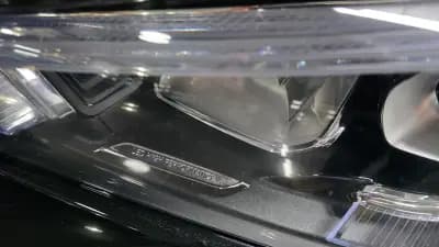 Vendo Mercedes-Benz CLA 250 2021 - 34990 EUR, 57000 km - AUTO.MOTO.pt