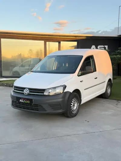 Sell Volkswagen Caddy 2018 - 7950 EUR, 322680 km - AUTO.MOTO.pt