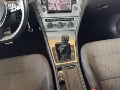 Vendo Volkswagen Golf 2017 - 15950 EUR, 175038 km - AUTO.MOTO.pt