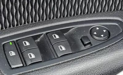 Vendo BMW 116 2017 - 16500 EUR, 129000 km - AUTO.MOTO.pt