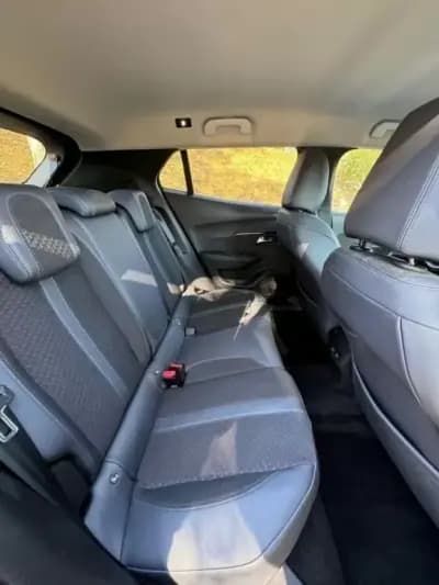 Vendo Peugeot 2008 2020 - 17500 EUR, 140000 km - AUTO.MOTO.pt