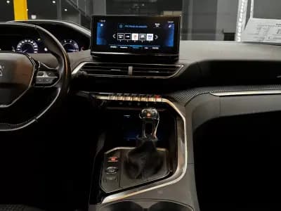 Vendo Peugeot 3008 2021 - 19990 EUR, 107500 km - AUTO.MOTO.pt