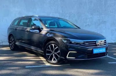 Vendo Volkswagen Passat Variant 2021 - 19900 EUR, 129031 km - AUTO.MOTO.pt