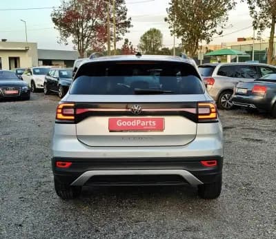 Vendo Volkswagen T-Cross 2022 - 15900 EUR, 80100 km - AUTO.MOTO.pt