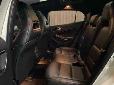 Sell Mercedes-Benz GLA 180 2015 - 21950 EUR, 22737 km - AUTO.MOTO.pt