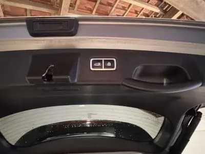 Sell Kia Sorento 2021 - 37900 EUR, 116815 km - AUTO.MOTO.pt