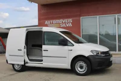 Vendo Volkswagen CADDY 2.0 TDI EXTRA AC 2019 - 12490 EUR, 199000 km - AUTO.MOTO.pt