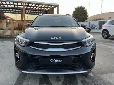 Sell Kia Stonic 2022 - 13750 EUR, 93000 km - AUTO.MOTO.pt