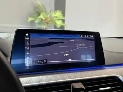 Vendo BMW 520 2019 - 29990 EUR, 168874 km - AUTO.MOTO.pt