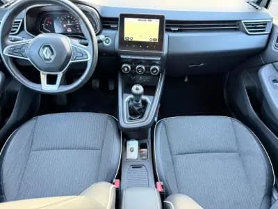Vendo Renault Clio 2020 - 11900 EUR, 158151 km - AUTO.MOTO.pt