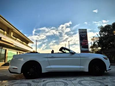 Vendo Ford Mustang 2015 - 37500 EUR, 159000 km - AUTO.MOTO.pt