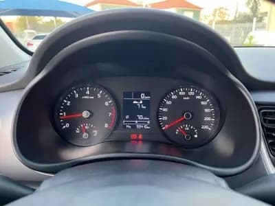 Sell Kia Stonic 2022 - 13750 EUR, 93000 km - AUTO.MOTO.pt