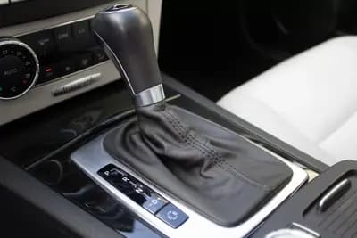 Vendo Mercedes-Benz C 220 2012 - 15990 EUR, 216000 km - AUTO.MOTO.pt