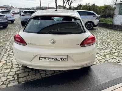 Vendo Volkswagen Scirocco 2010 - 10900 EUR, 189000 km - AUTO.MOTO.pt