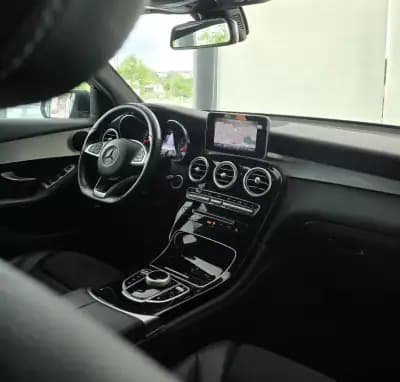 Sell Mercedes-Benz GLC 250 2018 - 37950 EUR, 98748 km - AUTO.MOTO.pt