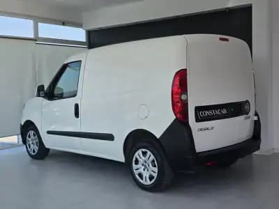 Vendo Fiat Doblo 2021 - 13500 EUR, 119327 km - AUTO.MOTO.pt