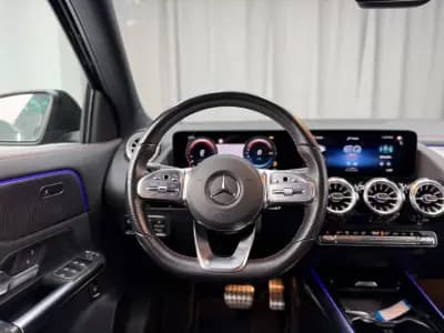 Vendo Mercedes-Benz EQA 2022 - 28750 EUR, 148000 km - AUTO.MOTO.pt