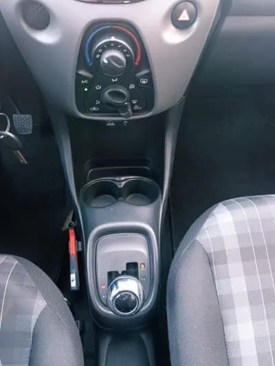 Vendo Peugeot 108 2019 - 10900 EUR, 69649 km - AUTO.MOTO.pt