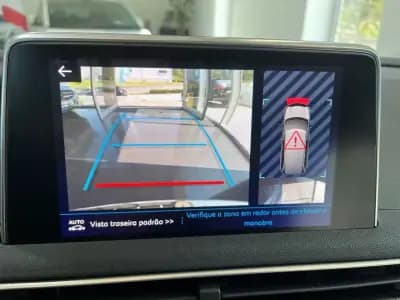 Vendo Peugeot 5008 2017 - 22500 EUR, 161123 km - AUTO.MOTO.pt