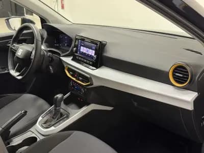 Sell SEAT Arona 2023 - 18990 EUR, 63000 km - AUTO.MOTO.pt