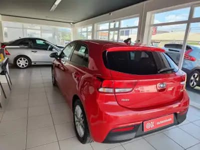 Sell Kia Rio 2019 - 12500 EUR, 66000 km - AUTO.MOTO.pt