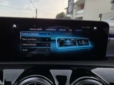 Vendo Mercedes-Benz CLA 180 2020 - 31990 EUR, 97000 km - AUTO.MOTO.pt