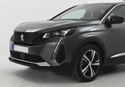 Vendo Peugeot 3008 2023 - 32750 EUR, 45000 km - AUTO.MOTO.pt