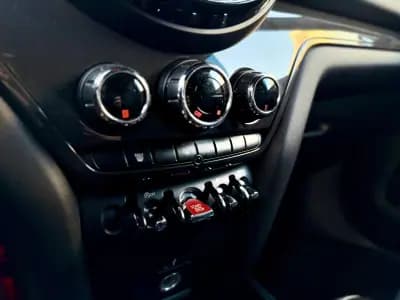 Sell MINI Countryman 2019 - 24450 EUR, 79000 km - AUTO.MOTO.pt