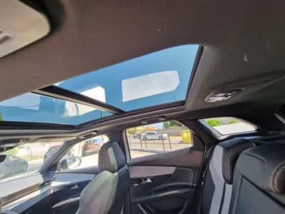 Vendo Peugeot 3008 2020 - 30499 EUR, 65405 km - AUTO.MOTO.pt