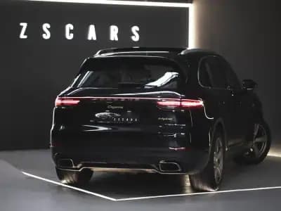 Vendo Porsche Cayenne 2018 - 59990 EUR, 119000 km - AUTO.MOTO.pt