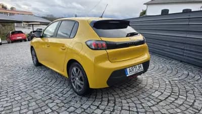 Vendo Peugeot 208 2022 - 16990 EUR, 48000 km - AUTO.MOTO.pt