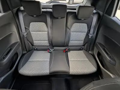 Sell Renault Clio 2023 - 13500 EUR, 152386 km - AUTO.MOTO.pt