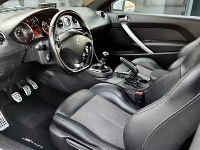 Sell Peugeot RCZ 2013 - 12750 EUR, 148000 km - AUTO.MOTO.pt